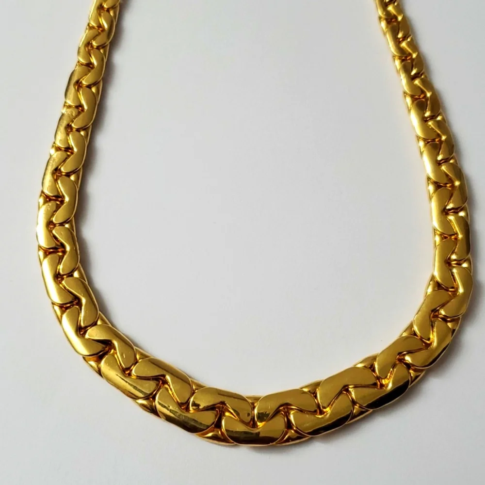 18K Gold Italian Plated Charming Necklace - Picture 4 of 7